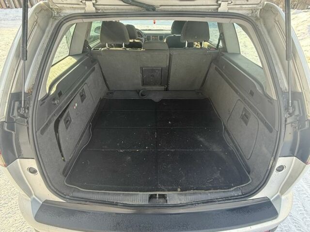 Серый Опель Вектра, объемом двигателя 1.9 л и пробегом 370 тыс. км за 1900 $, фото 8 на Automoto.ua