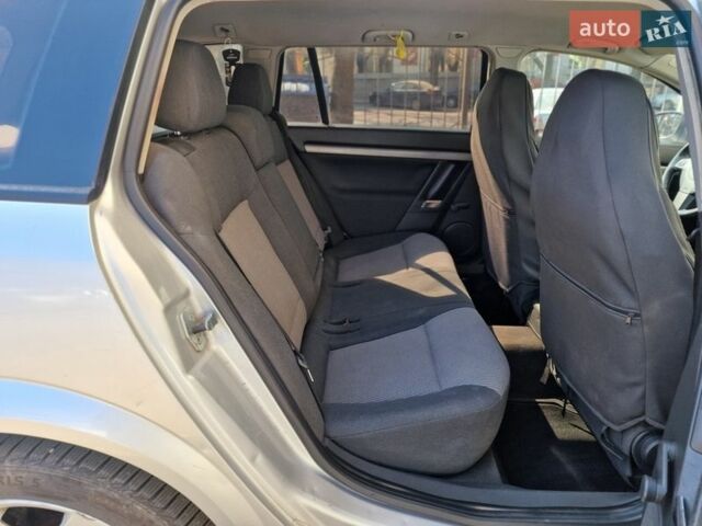 Серый Опель Вектра, объемом двигателя 1.9 л и пробегом 356 тыс. км за 4990 $, фото 38 на Automoto.ua