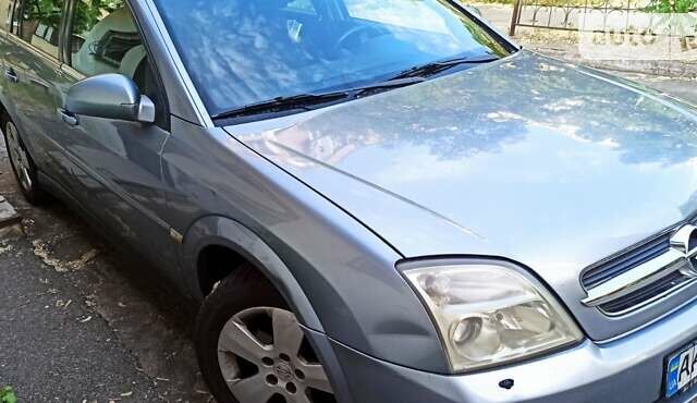 Серый Опель Вектра, объемом двигателя 1.91 л и пробегом 350 тыс. км за 3600 $, фото 1 на Automoto.ua