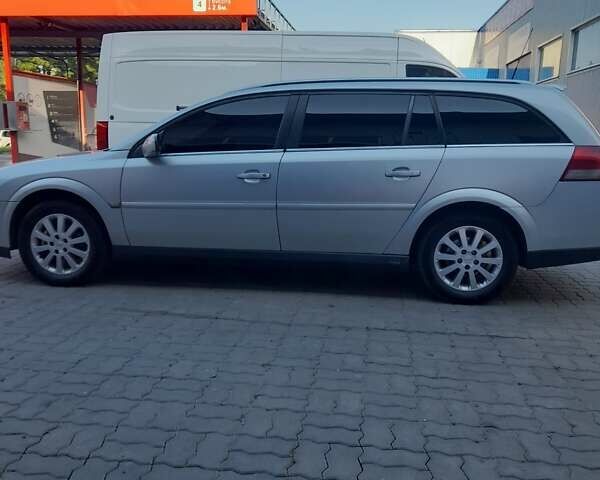 Опель Вектра 2004 у Ковель на Automoto.ua Сірий Опель Вектра, об'ємом двигуна 1.9 л та пробігом 400 тис. км за 4300 $, фото 14 на Automoto.ua