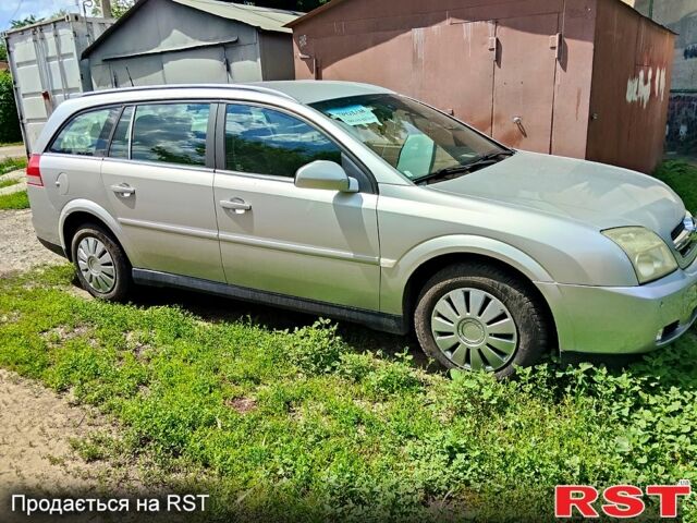 Сірий Опель Вектра, об'ємом двигуна 2.2 л та пробігом 255 тис. км за 4000 $, фото 1 на Automoto.ua