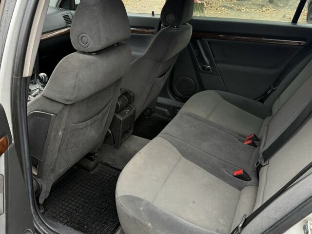 Сірий Опель Вектра, об'ємом двигуна 1.9 л та пробігом 361 тис. км за 2750 $, фото 12 на Automoto.ua