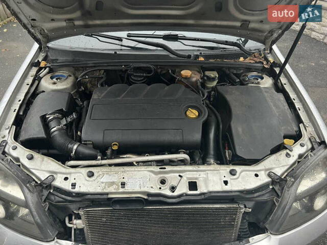 Серый Опель Вектра, объемом двигателя 1.9 л и пробегом 400 тыс. км за 5000 $, фото 7 на Automoto.ua