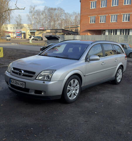 Сірий Опель Вектра, об'ємом двигуна 2.2 л та пробігом 320 тис. км за 4700 $, фото 1 на Automoto.ua