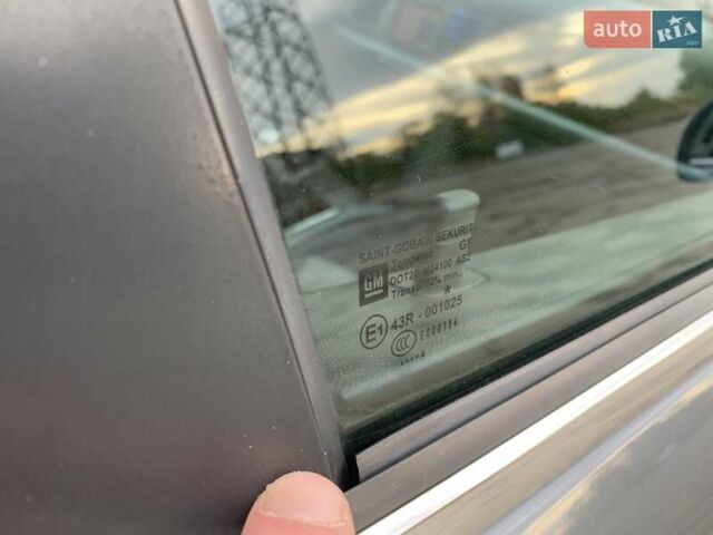 Опель Вектра 2004 в Киеве на Automoto.ua Серый Опель Вектра, объемом двигателя 2.02 л и пробегом 384 тыс. км за 3452 $, фото 28 на Automoto.ua