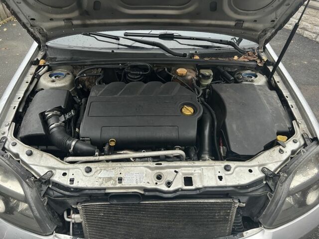 Серый Опель Вектра, объемом двигателя 1.9 л и пробегом 400 тыс. км за 4200 $, фото 7 на Automoto.ua