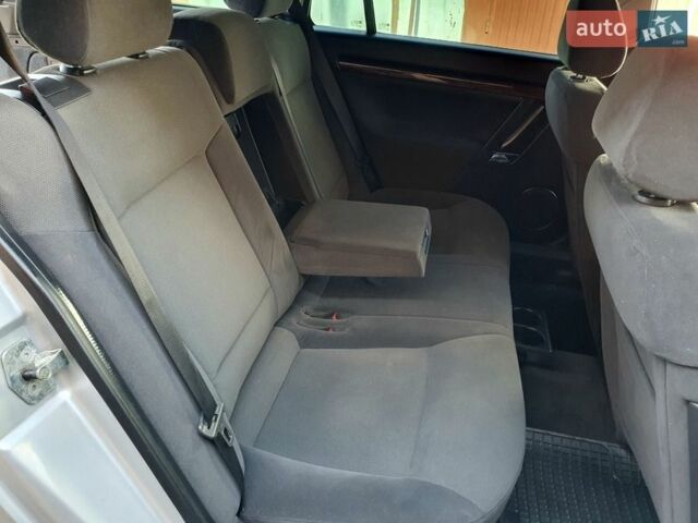 Сірий Опель Вектра, об'ємом двигуна 1.91 л та пробігом 256 тис. км за 4000 $, фото 30 на Automoto.ua