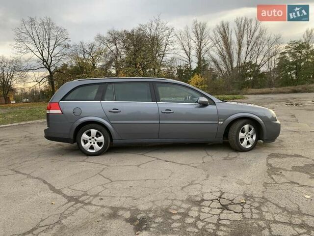 Опель Вектра 2004 в Киеве на Automoto.ua Серый Опель Вектра, объемом двигателя 2.02 л и пробегом 384 тыс. км за 3452 $, фото 32 на Automoto.ua