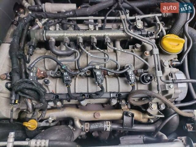 Сірий Опель Вектра, об'ємом двигуна 1.9 л та пробігом 338 тис. км за 4750 $, фото 13 на Automoto.ua