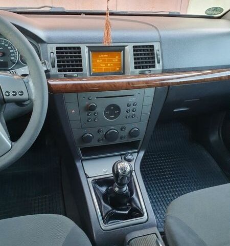 Сірий Опель Вектра, об'ємом двигуна 1.91 л та пробігом 256 тис. км за 4000 $, фото 22 на Automoto.ua