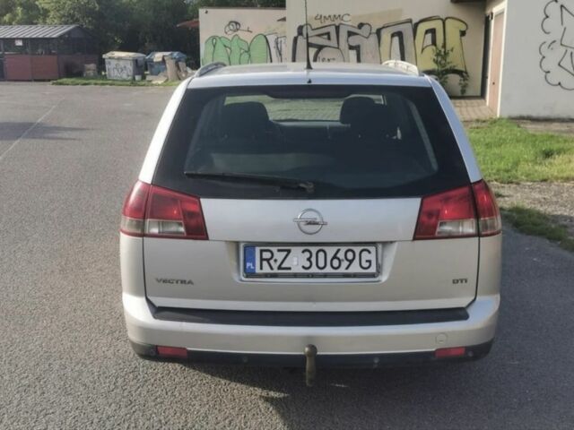 Серый Опель Вектра, объемом двигателя 2.2 л и пробегом 340 тыс. км за 1700 $, фото 3 на Automoto.ua