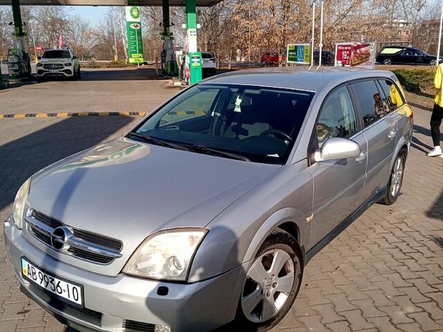 Сірий Опель Вектра, об'ємом двигуна 3.2 л та пробігом 200 тис. км за 3300 $, фото 2 на Automoto.ua