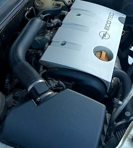 Сірий Опель Вектра, об'ємом двигуна 1.8 л та пробігом 218 тис. км за 3800 $, фото 5 на Automoto.ua