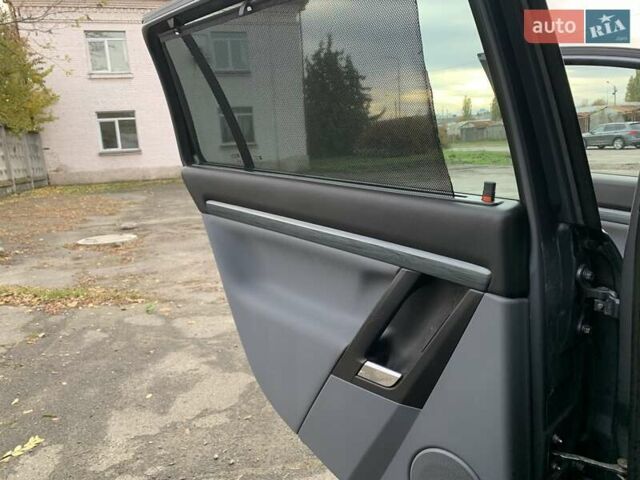 Опель Вектра 2004 в Киеве на Automoto.ua Серый Опель Вектра, объемом двигателя 2.02 л и пробегом 384 тыс. км за 3452 $, фото 72 на Automoto.ua