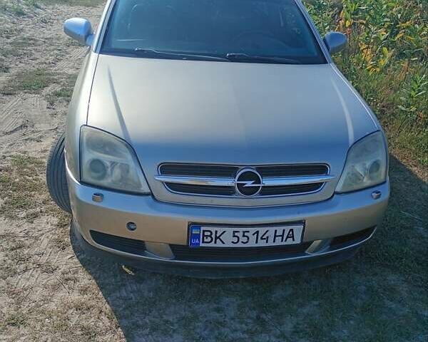 Сірий Опель Вектра, об'ємом двигуна 2.2 л та пробігом 280 тис. км за 3500 $, фото 2 на Automoto.ua