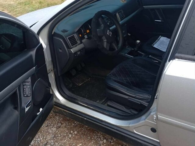 Серый Опель Вектра, объемом двигателя 2 л и пробегом 340 тыс. км за 4300 $, фото 3 на Automoto.ua