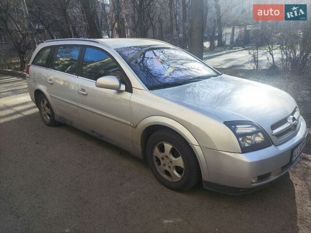 Сірий Опель Вектра, об'ємом двигуна 2.2 л та пробігом 235 тис. км за 4200 $, фото 4 на Automoto.ua