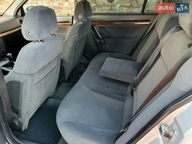 Сірий Опель Вектра, об'ємом двигуна 1.91 л та пробігом 256 тис. км за 4000 $, фото 31 на Automoto.ua