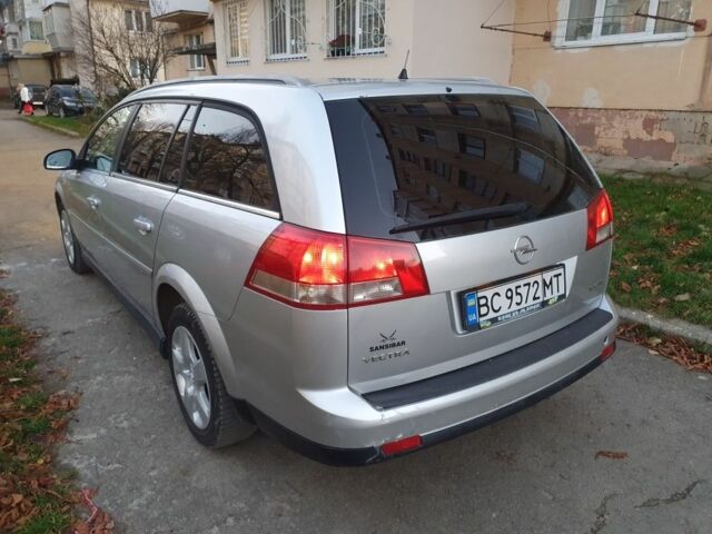 Серый Опель Вектра, объемом двигателя 1.9 л и пробегом 240 тыс. км за 4500 $, фото 3 на Automoto.ua