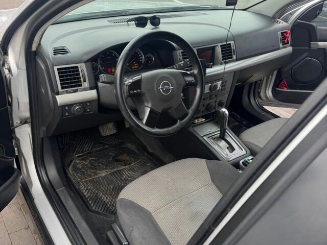 Сірий Опель Вектра, об'ємом двигуна 1.9 л та пробігом 310 тис. км за 5000 $, фото 5 на Automoto.ua