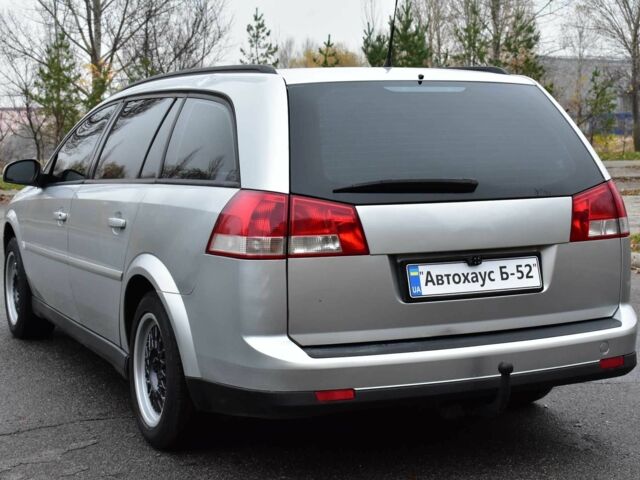 Сірий Опель Вектра, об'ємом двигуна 2 л та пробігом 182 тис. км за 4200 $, фото 7 на Automoto.ua