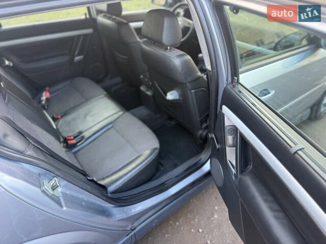 Сірий Опель Вектра, об'ємом двигуна 2 л та пробігом 220 тис. км за 3550 $, фото 9 на Automoto.ua