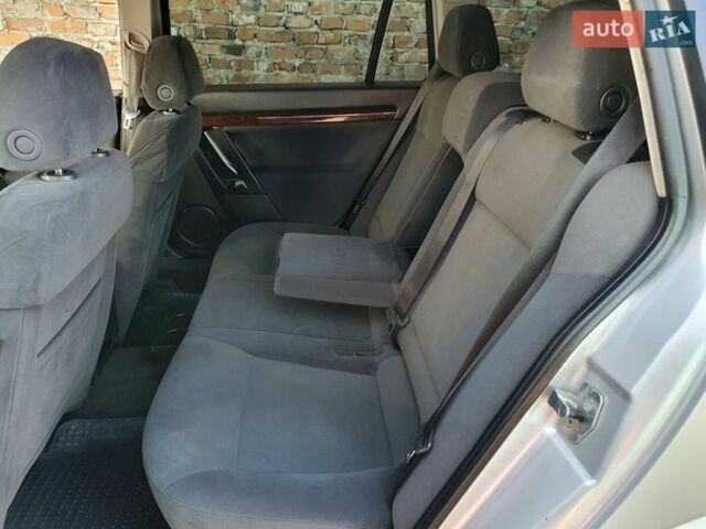 Сірий Опель Вектра, об'ємом двигуна 1.91 л та пробігом 256 тис. км за 4000 $, фото 32 на Automoto.ua