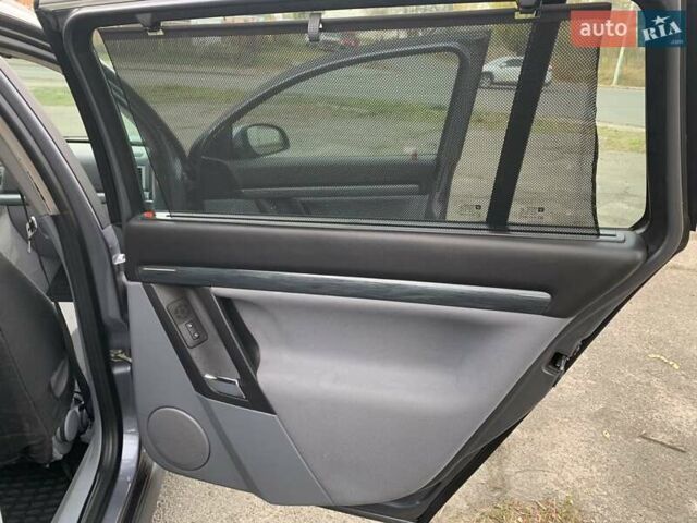 Опель Вектра 2004 в Киеве на Automoto.ua Серый Опель Вектра, объемом двигателя 2.02 л и пробегом 384 тыс. км за 3452 $, фото 84 на Automoto.ua