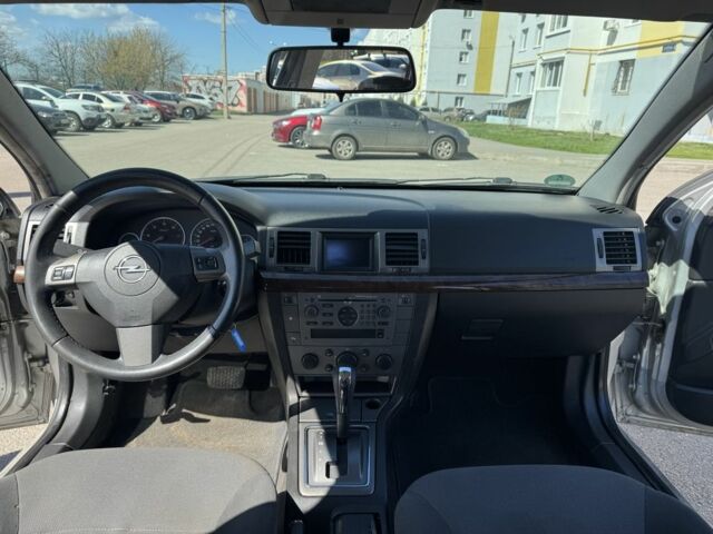 Сірий Опель Вектра, об'ємом двигуна 2.2 л та пробігом 286 тис. км за 2550 $, фото 8 на Automoto.ua