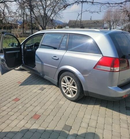 Серый Опель Вектра, объемом двигателя 3 л и пробегом 300 тыс. км за 4200 $, фото 6 на Automoto.ua