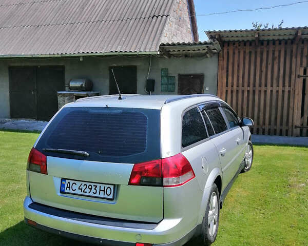 Сірий Опель Вектра, об'ємом двигуна 1.9 л та пробігом 351 тис. км за 4200 $, фото 3 на Automoto.ua
