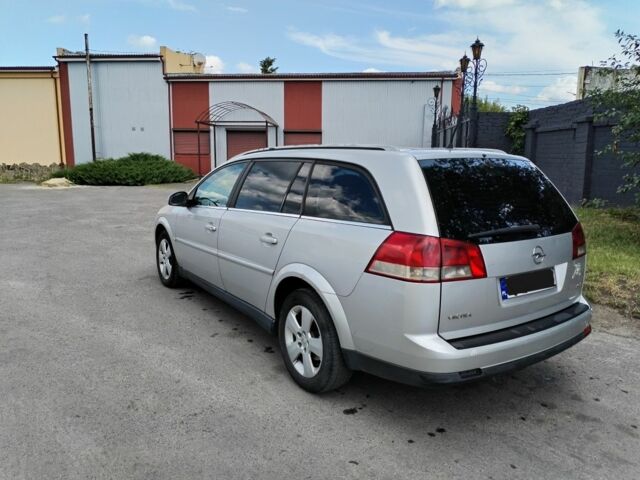 Сірий Опель Вектра, об'ємом двигуна 0 л та пробігом 405 тис. км за 2350 $, фото 3 на Automoto.ua