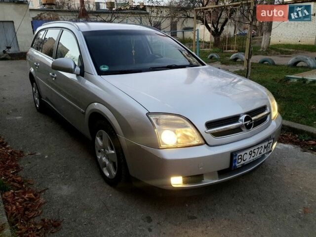 Сірий Опель Вектра, об'ємом двигуна 1.91 л та пробігом 256 тис. км за 4000 $, фото 3 на Automoto.ua