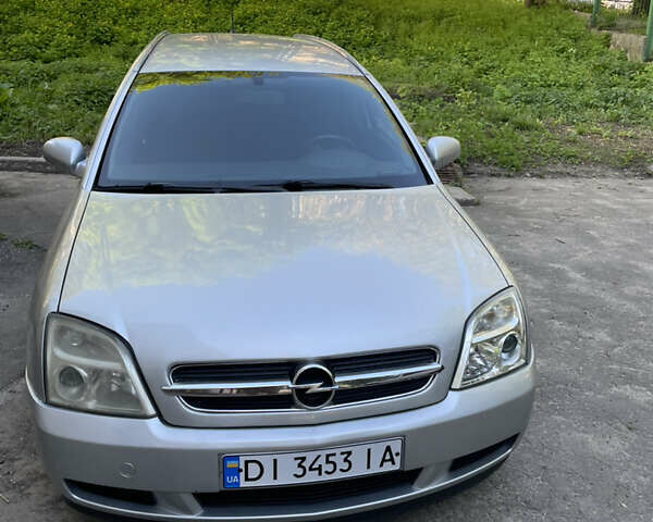 Серый Опель Вектра, объемом двигателя 2.17 л и пробегом 300 тыс. км за 3000 $, фото 1 на Automoto.ua