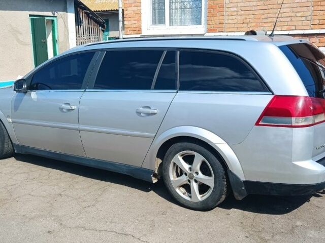 Сірий Опель Вектра, об'ємом двигуна 2.2 л та пробігом 305 тис. км за 3100 $, фото 4 на Automoto.ua