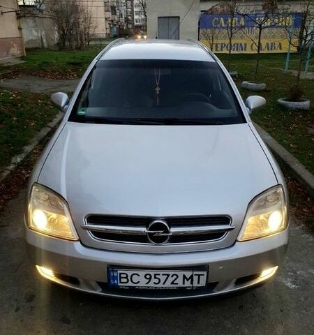 Сірий Опель Вектра, об'ємом двигуна 1.91 л та пробігом 256 тис. км за 4000 $, фото 2 на Automoto.ua
