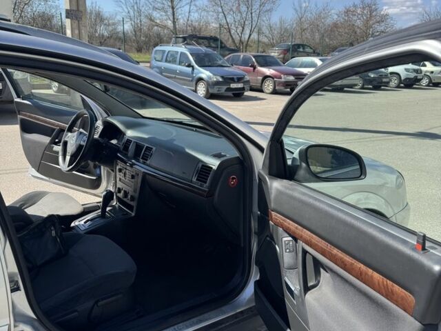 Сірий Опель Вектра, об'ємом двигуна 2.2 л та пробігом 286 тис. км за 2550 $, фото 9 на Automoto.ua