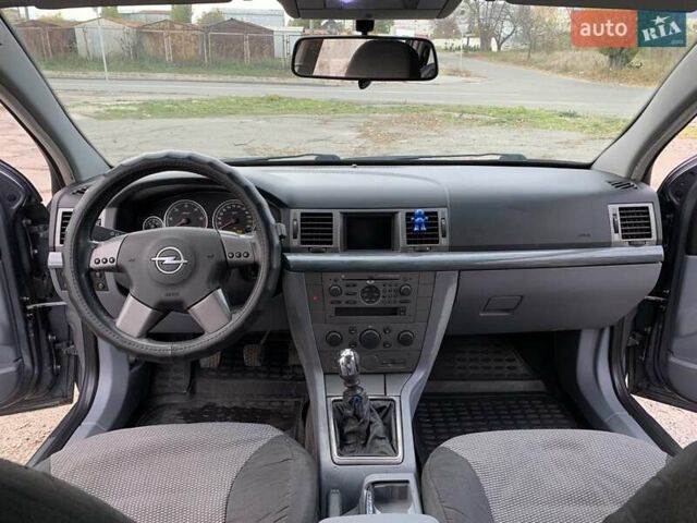 Опель Вектра 2004 в Киеве на Automoto.ua Серый Опель Вектра, объемом двигателя 2.02 л и пробегом 384 тыс. км за 3452 $, фото 60 на Automoto.ua