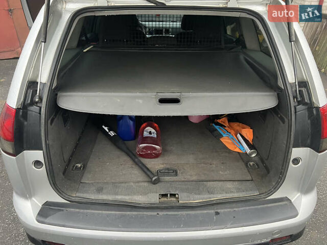 Серый Опель Вектра, объемом двигателя 1.9 л и пробегом 400 тыс. км за 5000 $, фото 6 на Automoto.ua