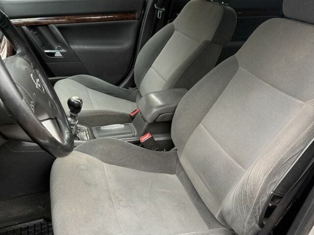 Сірий Опель Вектра, об'ємом двигуна 1.9 л та пробігом 361 тис. км за 2750 $, фото 7 на Automoto.ua