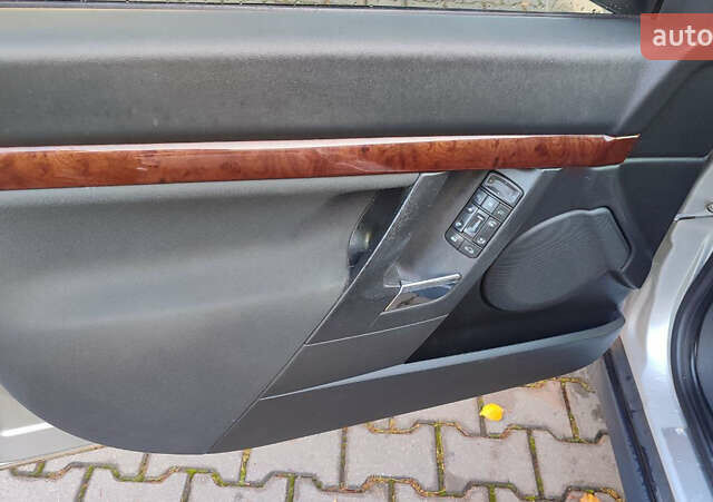 Сірий Опель Вектра, об'ємом двигуна 1.91 л та пробігом 239 тис. км за 4700 $, фото 10 на Automoto.ua