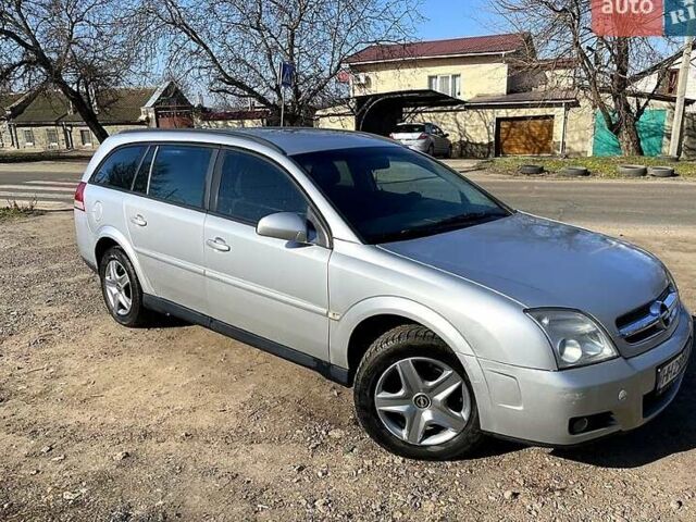 Серый Опель Вектра, объемом двигателя 1.9 л и пробегом 250 тыс. км за 4400 $, фото 1 на Automoto.ua