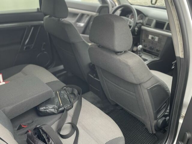 Сірий Опель Вектра, об'ємом двигуна 1.8 л та пробігом 274 тис. км за 4999 $, фото 4 на Automoto.ua