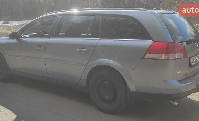 Сірий Опель Вектра, об'ємом двигуна 1.9 л та пробігом 300 тис. км за 4500 $, фото 4 на Automoto.ua