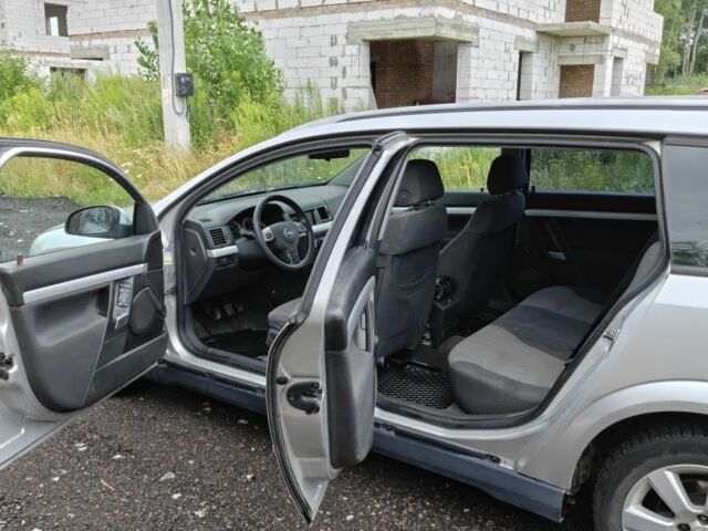 Сірий Опель Вектра, об'ємом двигуна 1.9 л та пробігом 458 тис. км за 1900 $, фото 6 на Automoto.ua