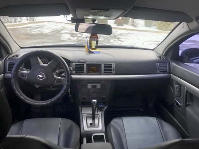 Сірий Опель Вектра, об'ємом двигуна 2.2 л та пробігом 291 тис. км за 4500 $, фото 5 на Automoto.ua