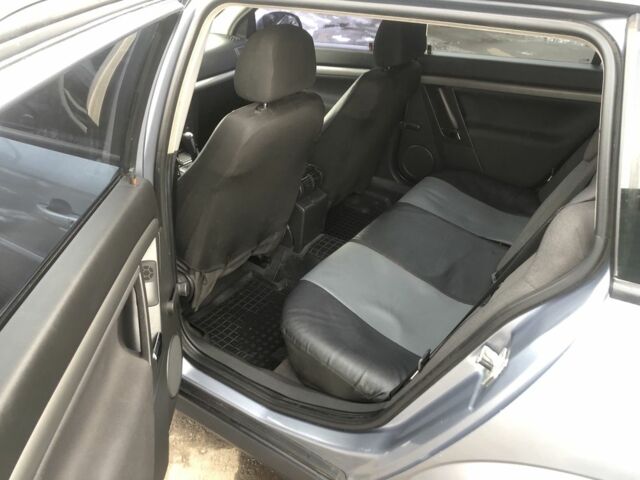 Сірий Опель Вектра, об'ємом двигуна 2.2 л та пробігом 291 тис. км за 4100 $, фото 7 на Automoto.ua