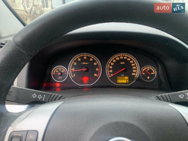 Сірий Опель Вектра, об'ємом двигуна 1.8 л та пробігом 265 тис. км за 4750 $, фото 11 на Automoto.ua