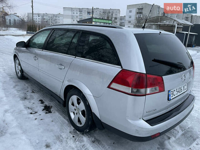 Серый Опель Вектра, объемом двигателя 1.9 л и пробегом 372 тыс. км за 3200 $, фото 8 на Automoto.ua