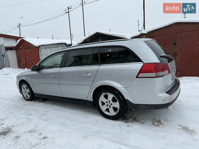 Серый Опель Вектра, объемом двигателя 1.91 л и пробегом 320 тыс. км за 2599 $, фото 6 на Automoto.ua